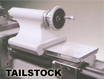 the solid tailstock of the cyclematic CT1118 cnc lathe